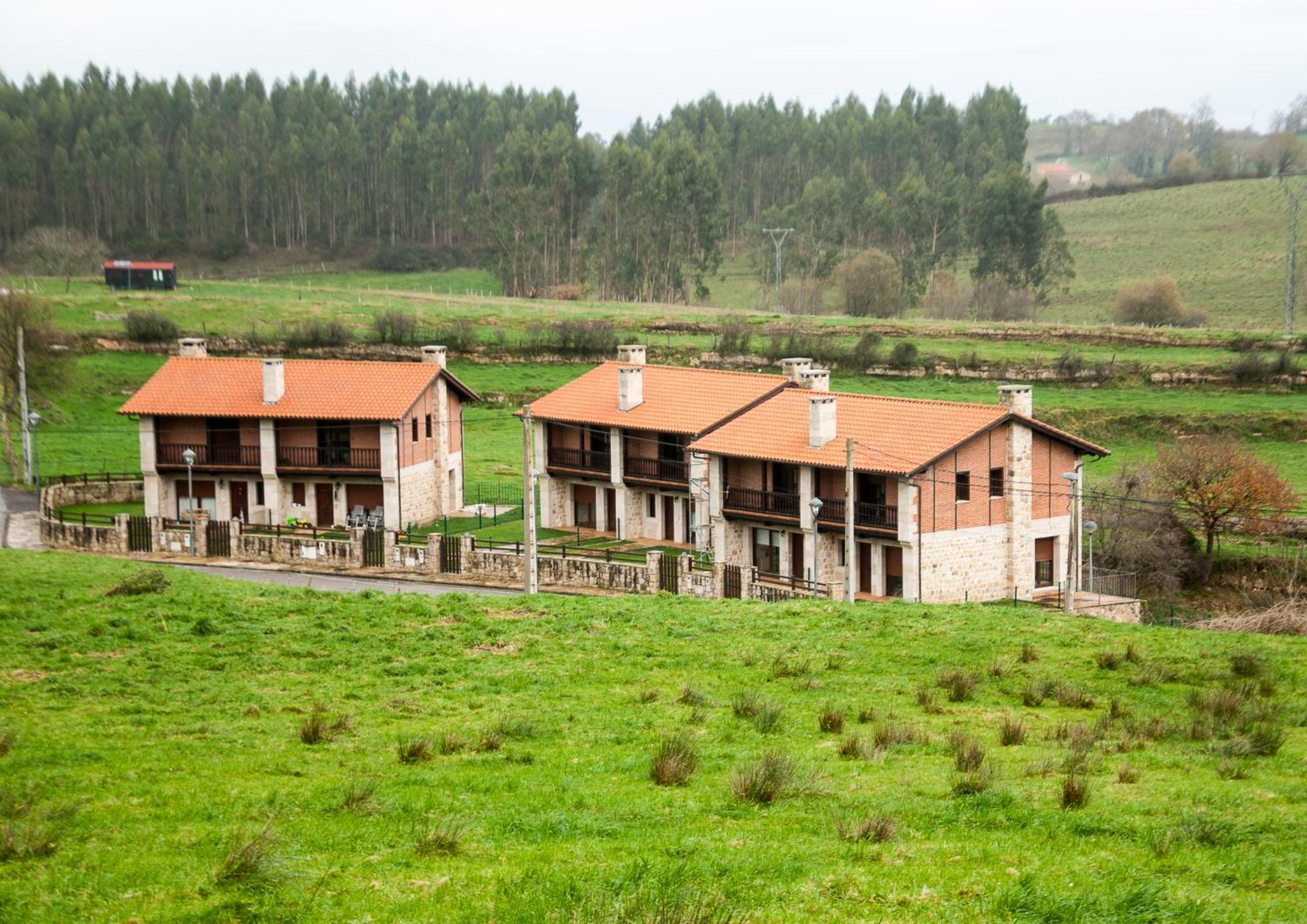 Casas Encantadoras En Entorno Espectacular Portillo  Exterior photo